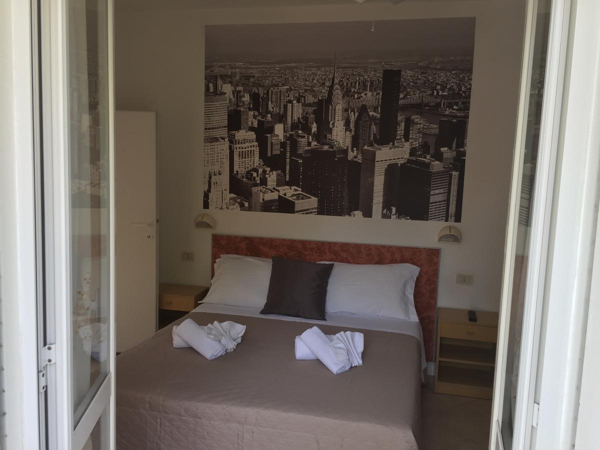 Hotel Monti Riccione Dış mekan fotoğraf