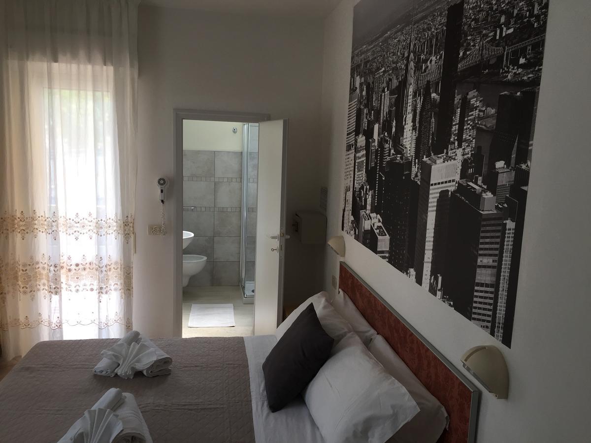 Hotel Monti Riccione Dış mekan fotoğraf